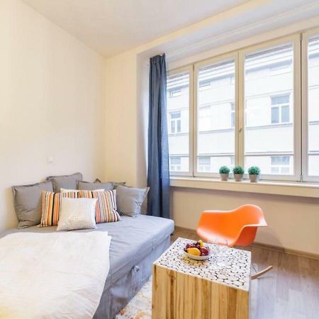 Central Prague Crown Apartments Extérieur photo