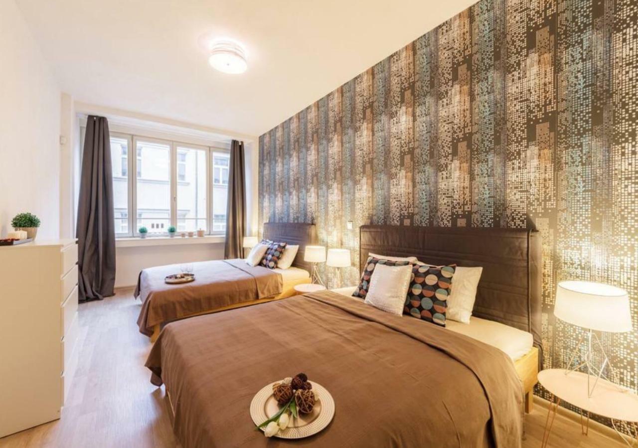 Central Prague Crown Apartments Extérieur photo