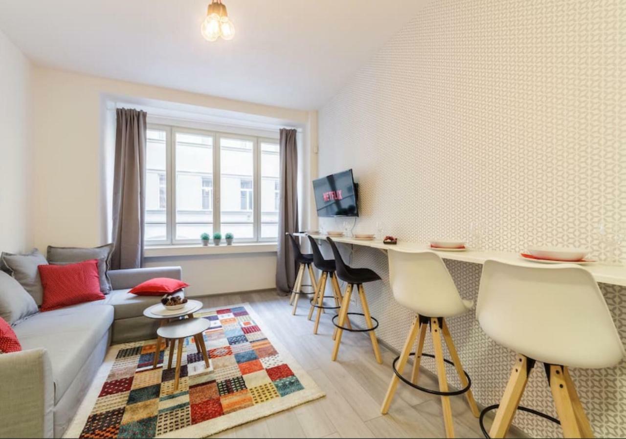 Central Prague Crown Apartments Extérieur photo