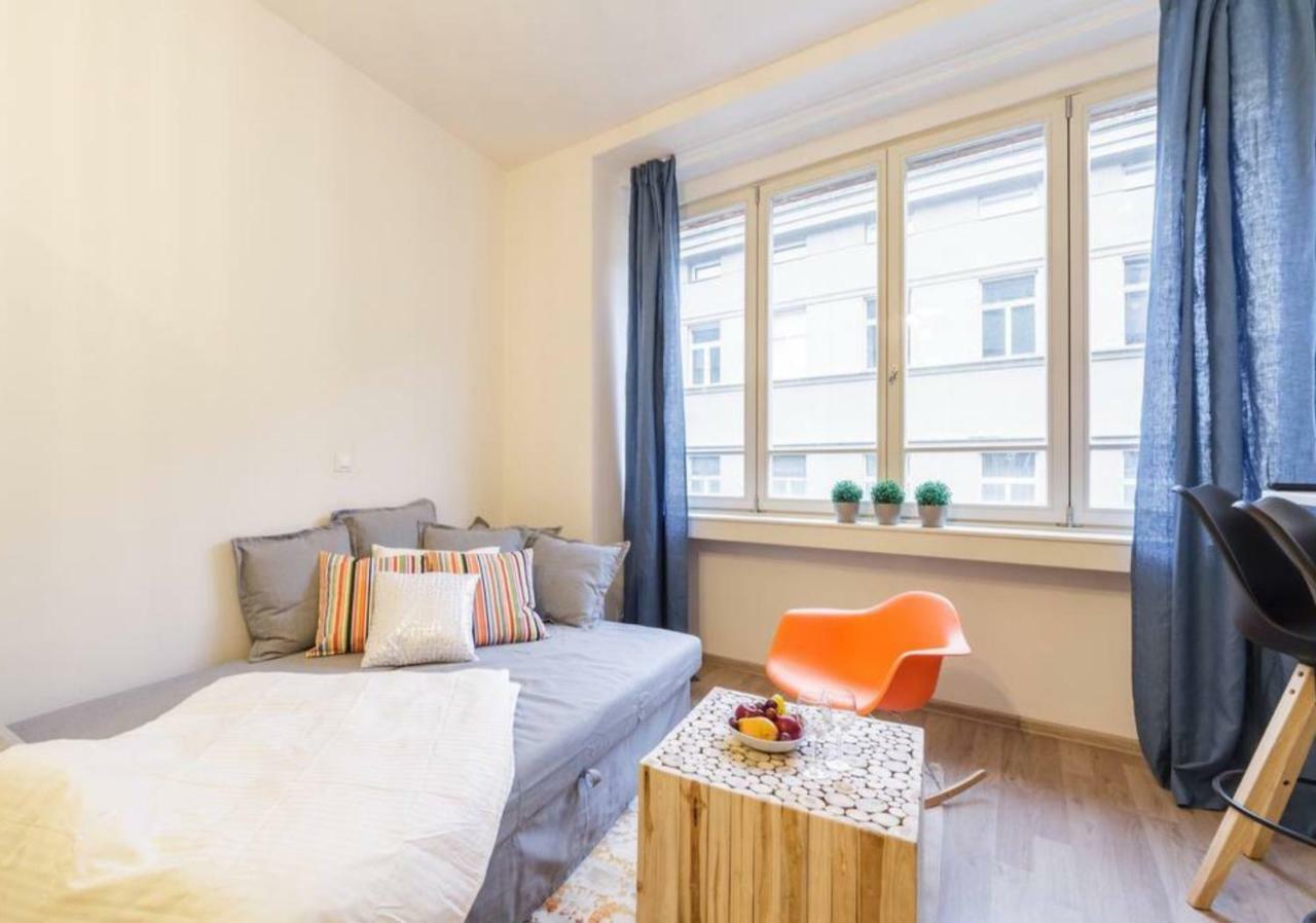 Central Prague Crown Apartments Extérieur photo